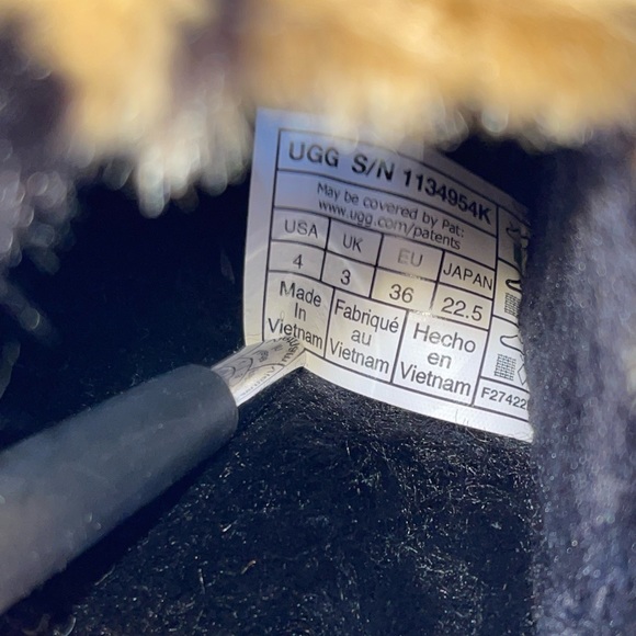 UGG Fluff Yeah Slide - Picture 4 of 4